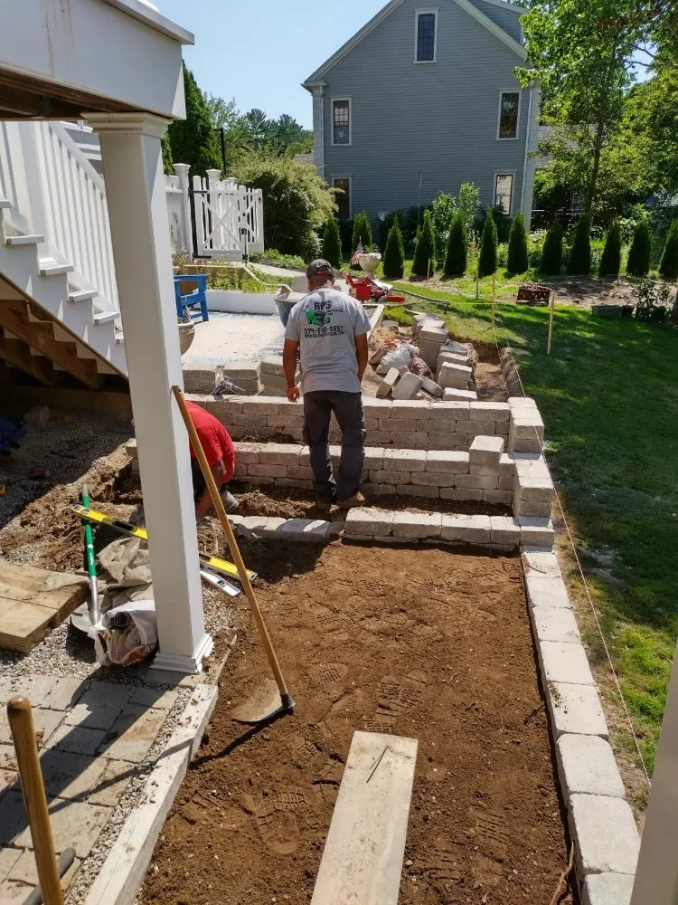 Reliable yard cleanup service experts serving Pembroke, MA - Rps landscaping