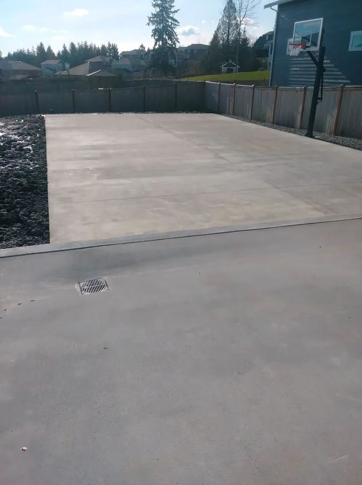 Top-rated landscape installation in Tacoma, WA by R&R Construction Concrete