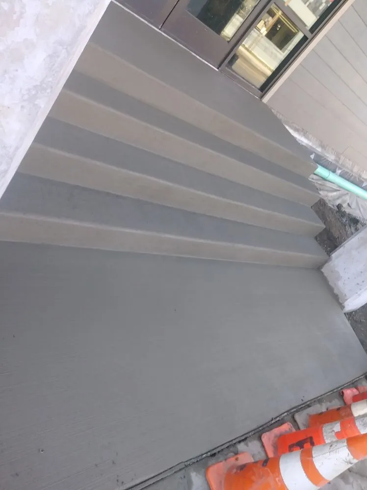 Expert yard cleanup service in Tacoma, WA by R&R Construction Concrete