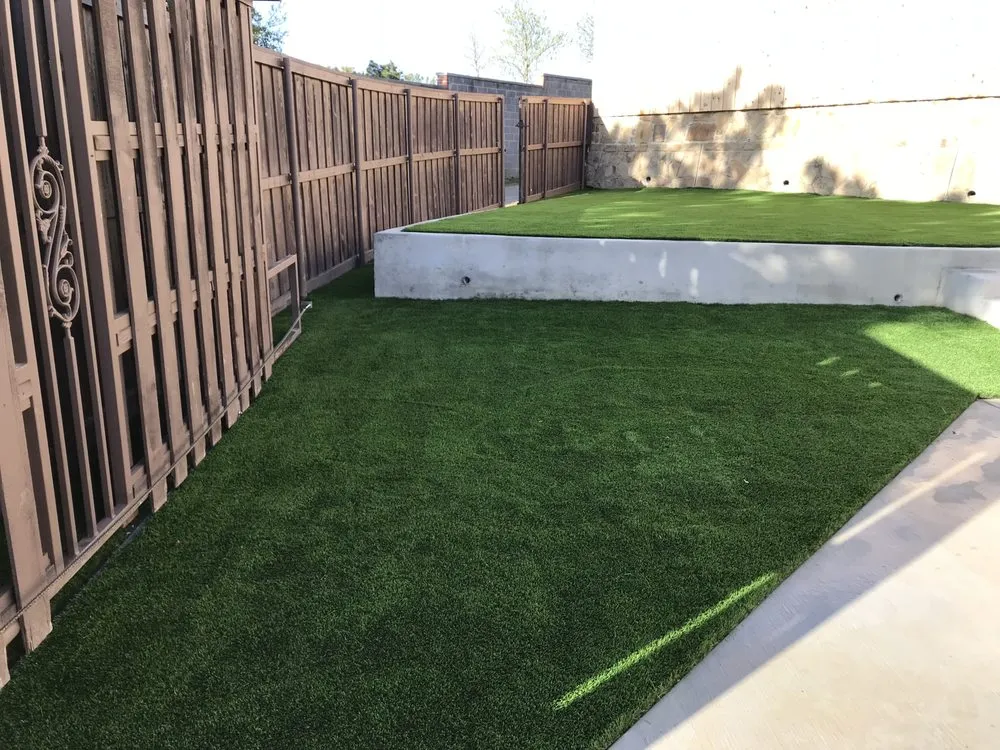 Professional lawn mowing service in Dallas, TX by R&R Innovation Contracting