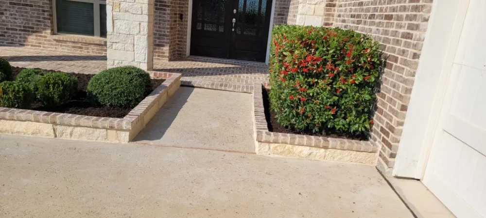 Custom outdoor landscaping in Fort Worth, TX - R&R Landscape & Concrete