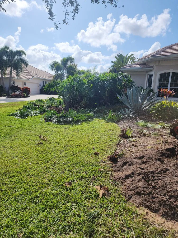 Reliable landscaping services experts serving Bradenton, FL - R&R Landscape and Services