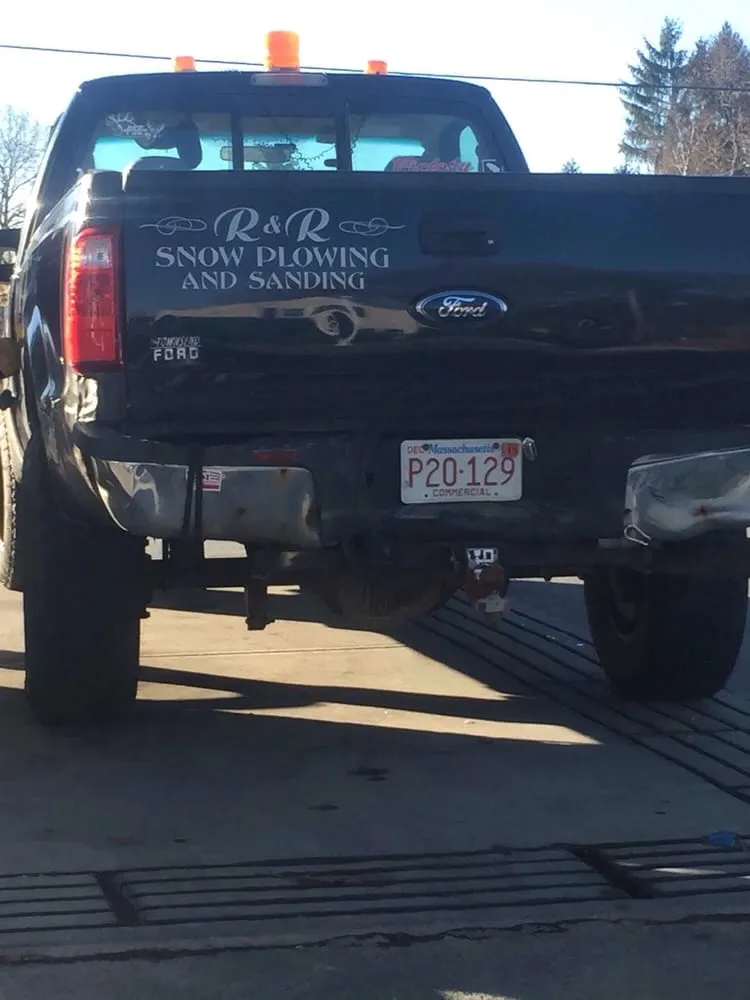 Custom lawn care service in Ellington, CT by R&R Landscaping & Tank Removal