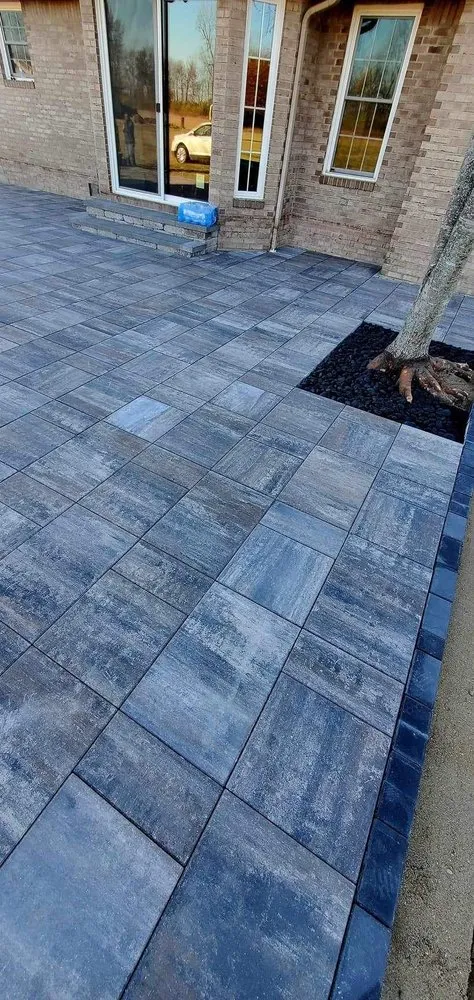 Local lawn care service experts serving Indianapolis, IN - R&R Landscaping and Hardscaping