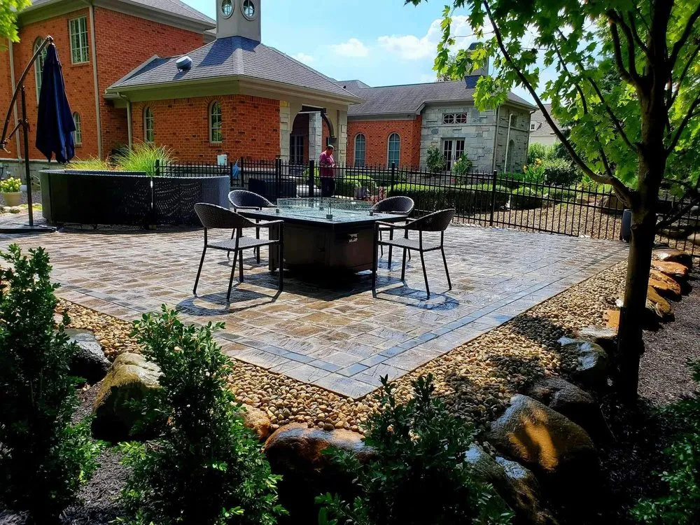 Expert landscaping services in Indianapolis, IN - R&R Landscaping and Hardscaping