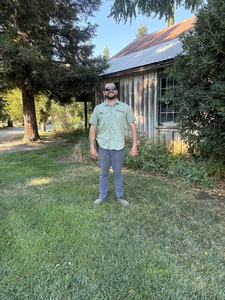 Affordable lawn care service experts serving Sacramento, CA - R&R Landscaping