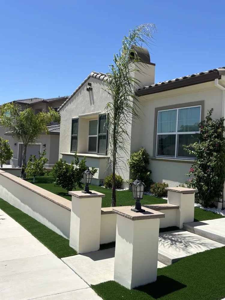 Affordable garden landscaping for beautiful yards in Sacramento, CA by R&R Landscaping