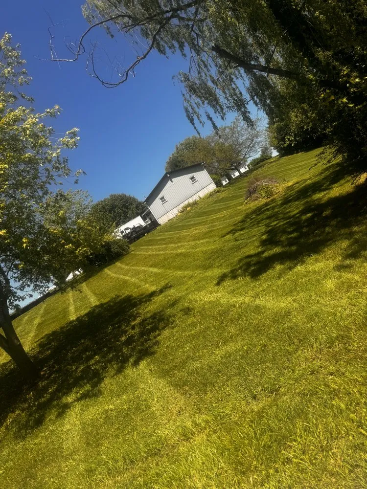 Reliable landscaping services experts serving Delta, PA - R&R Landservice