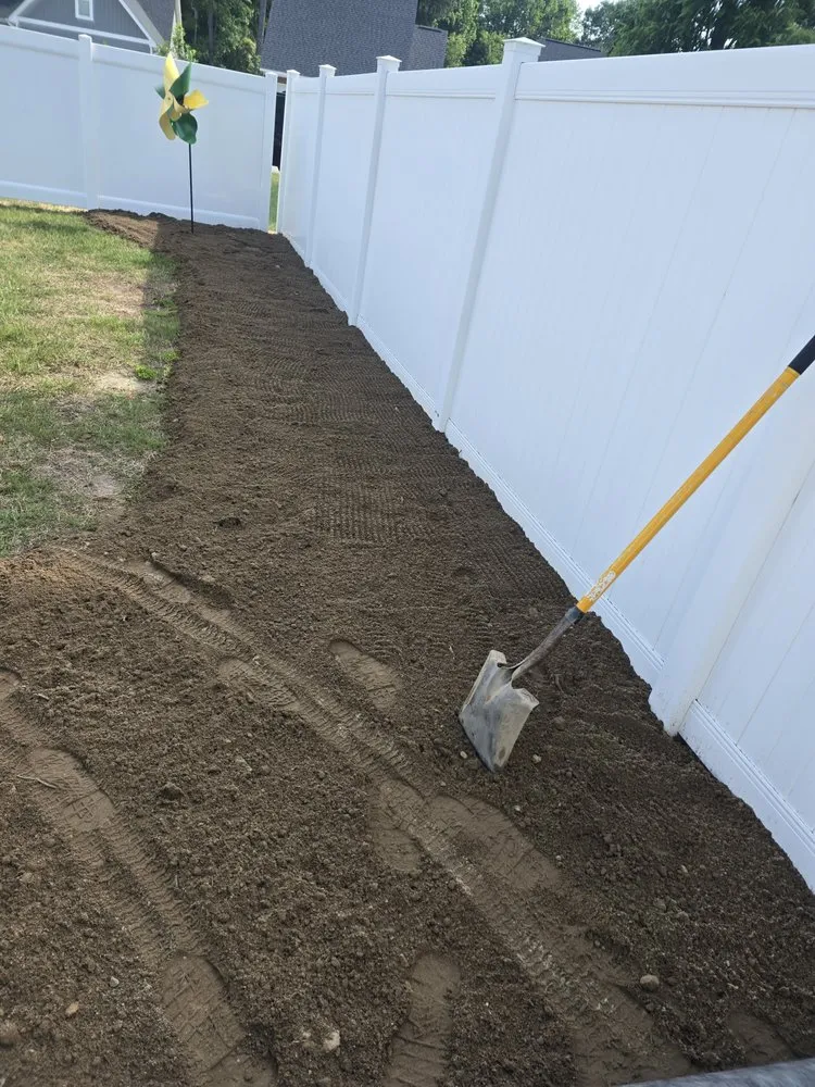 Custom lawn care service in Smithfield, NC by R&R Lawn Care Service