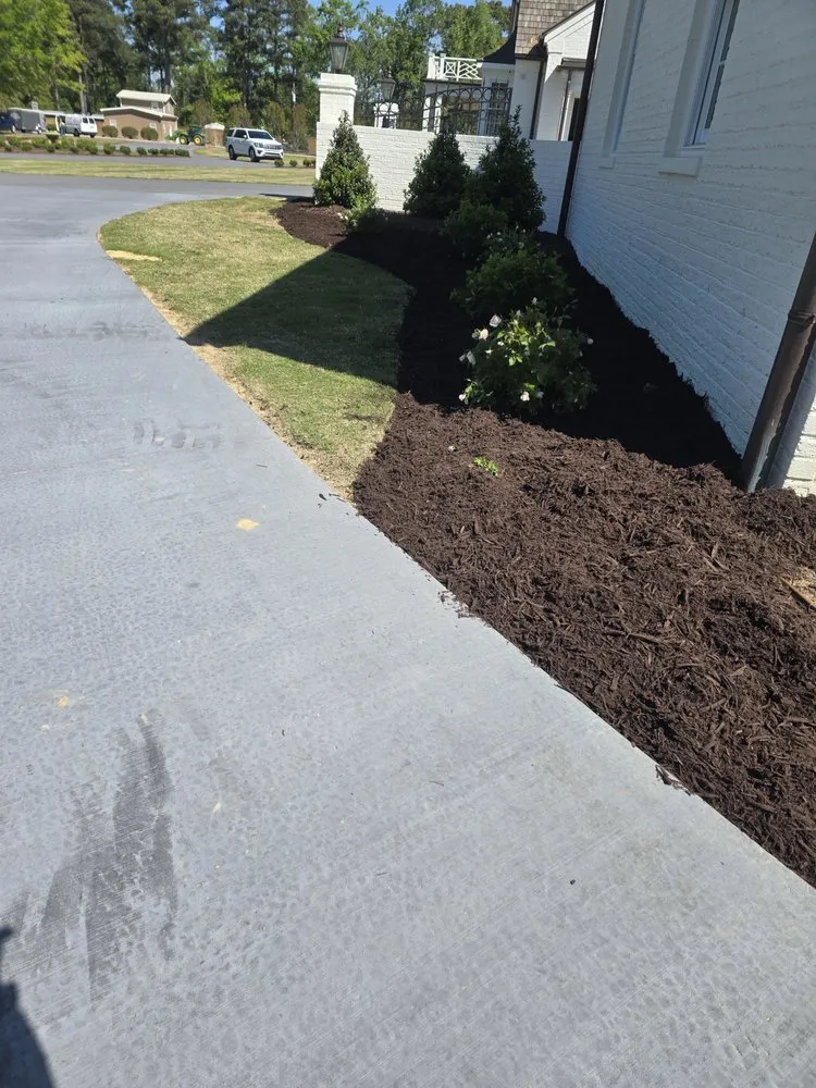 Trusted landscaping services in Smithfield, NC - R&R Lawn Care Service