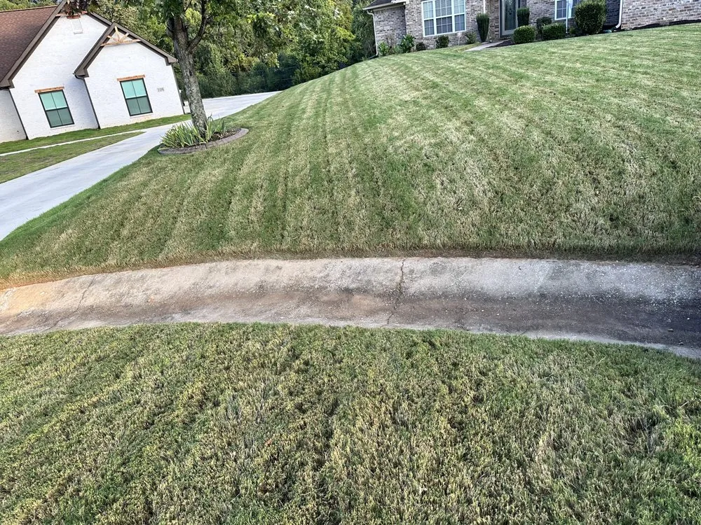 Custom yard cleanup service experts serving Huntsville, AL - R&R Lawncare and Landscaping