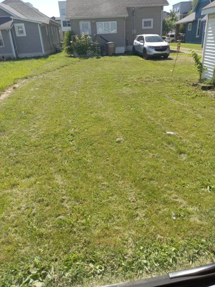 Custom yard maintenance experts serving Columbus, IN - R&R Mowing and Weed Eating