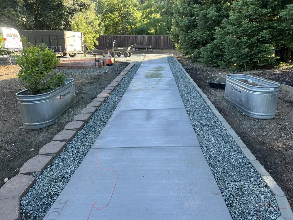 Custom garden landscaping for year-round maintenance across Gilroy, CA - RR PAVERS landscaping