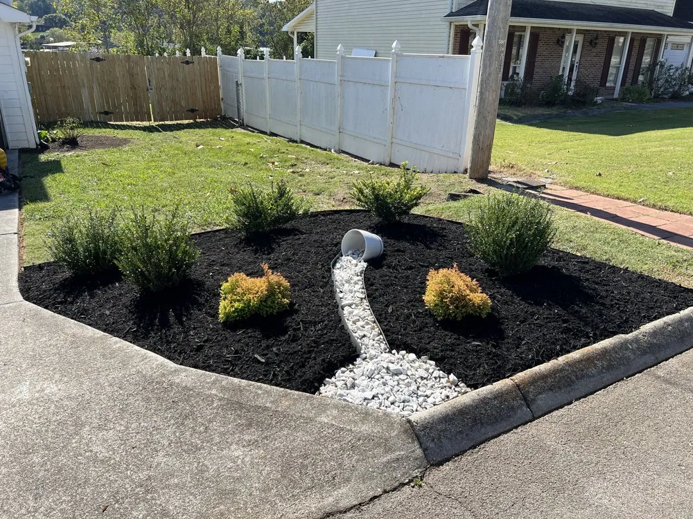 Custom landscape installation in Knoxville, TN - R&R TLC Landscaping