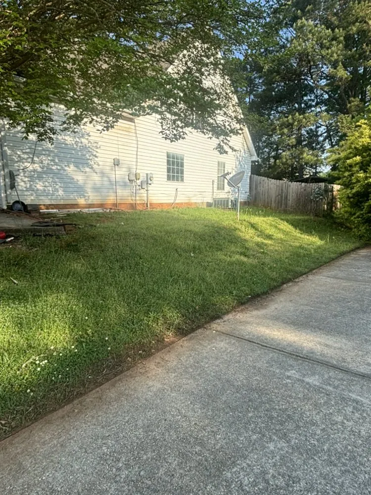 Trusted landscape installation in Rex, GA by RRamirez Landscape & maintenance