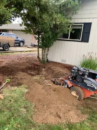 Custom residential landscaping for residential properties across Sutherlin, OR - RRM Solutions