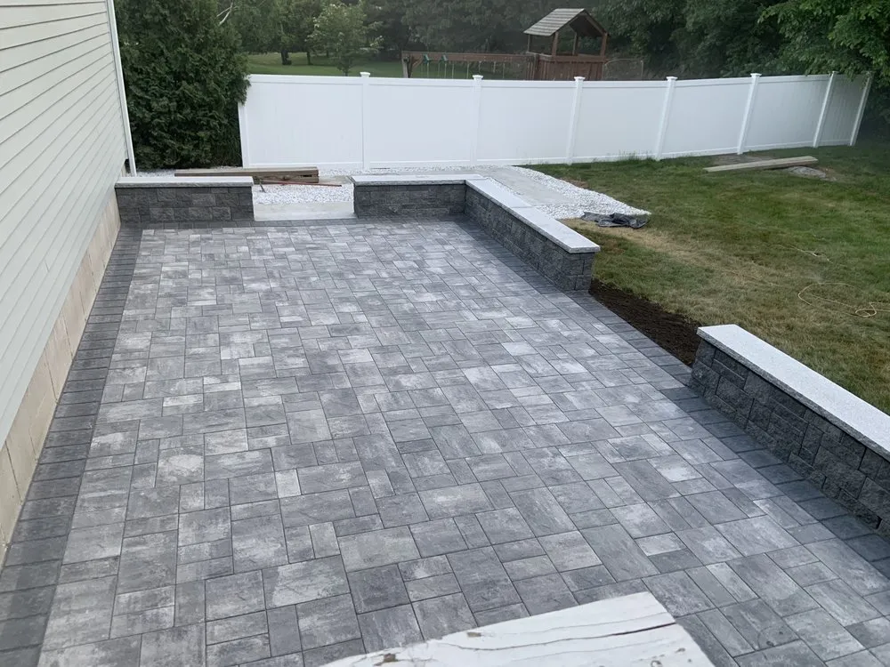 Top-rated garden landscaping experts serving Framingham, MA - RS Construction and Landscaping