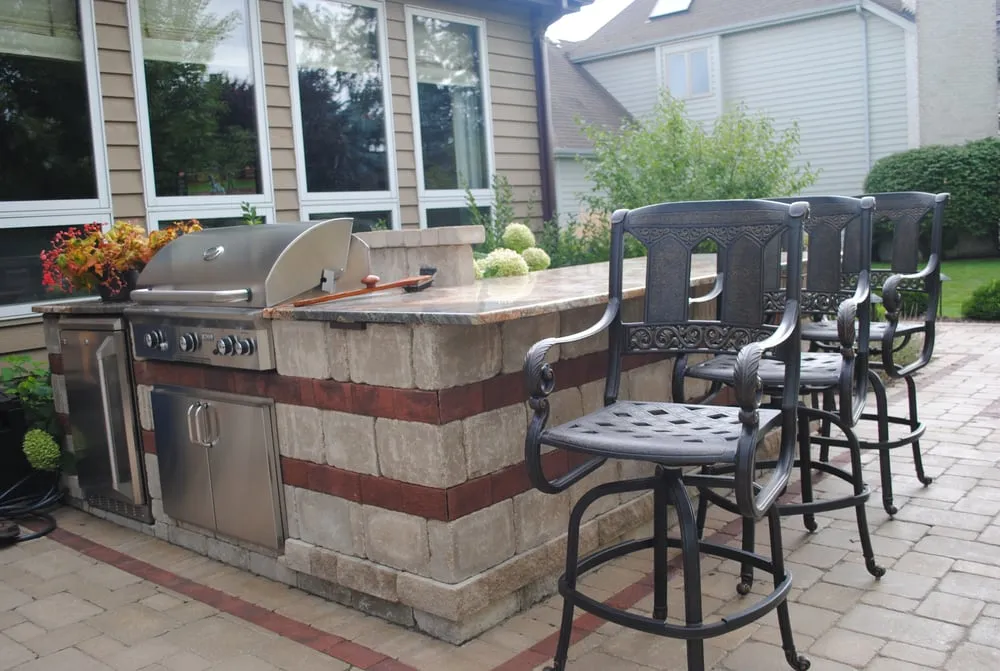 Local landscape installation experts serving Plainfield, IL - R&S Landscaping and Nursery