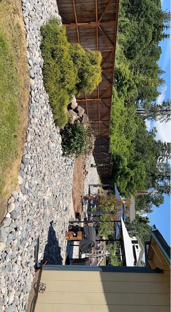 Custom garden landscaping for homes in White Salmon, WA by RS Landscaping