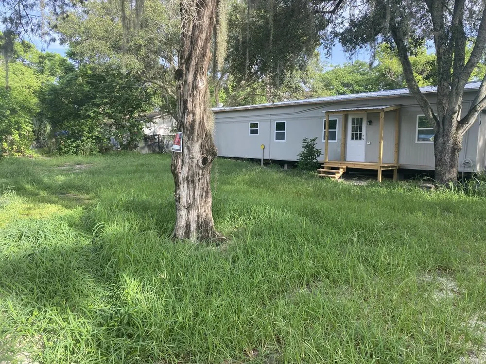 Custom lawn care service experts serving Groveland, FL - R&S Property Services