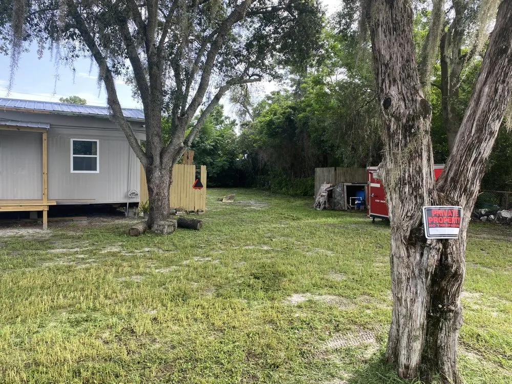 Custom lawn mowing service in Groveland, FL by R&S Property Services