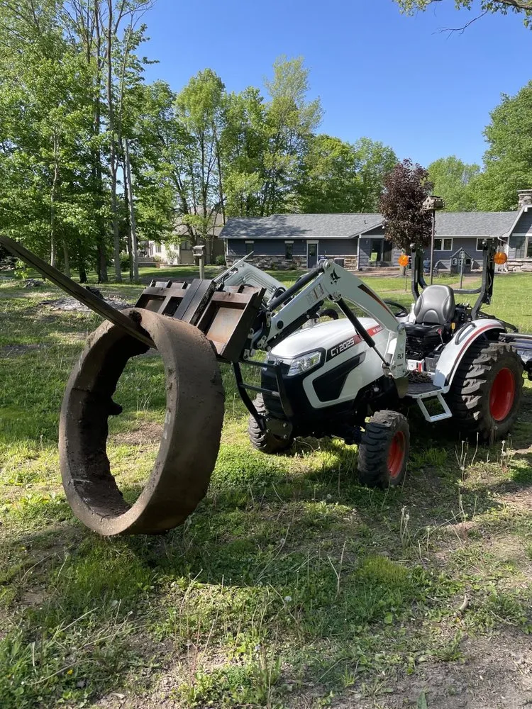 Local lawn mowing service experts serving Freedom, WI - RS Tractor Work