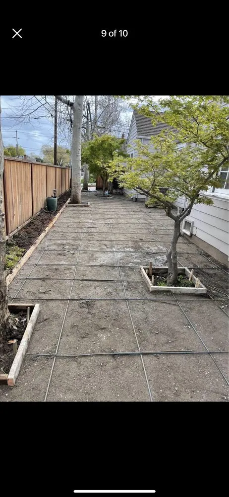 Local yard cleanup service for year-round maintenance across Antioch, CA - RT Concrete And Landscaping