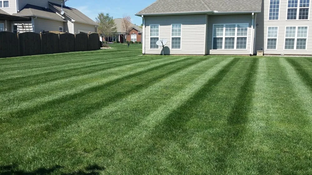 Affordable garden landscaping in Denver, NC - R&T Lawn Services