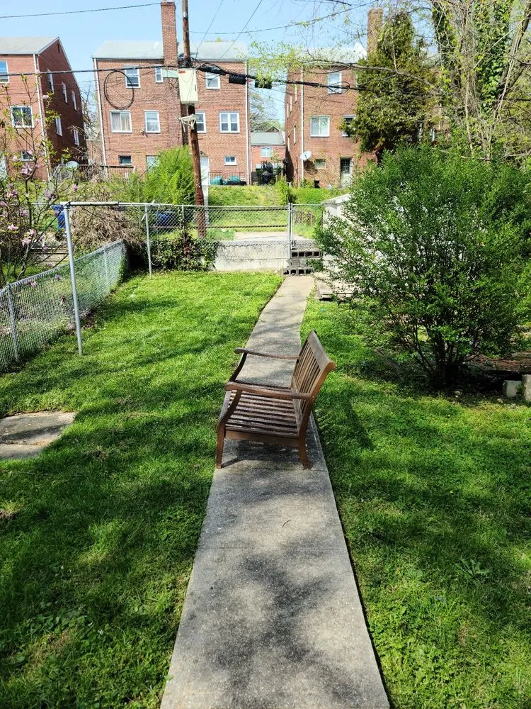 Professional lawn mowing service in North Springfield, VA by RTA landscape