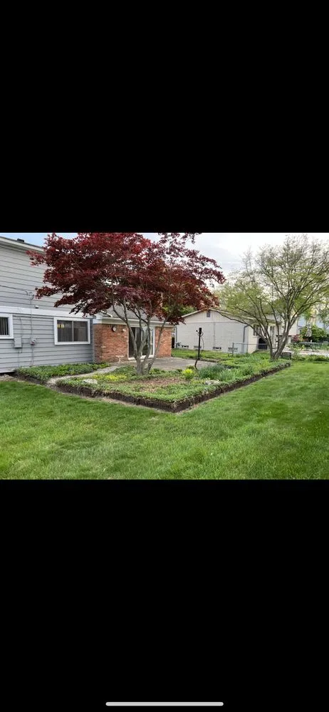 Reliable yard cleanup service in Waterford Township, MI by RTB Outdoor Services