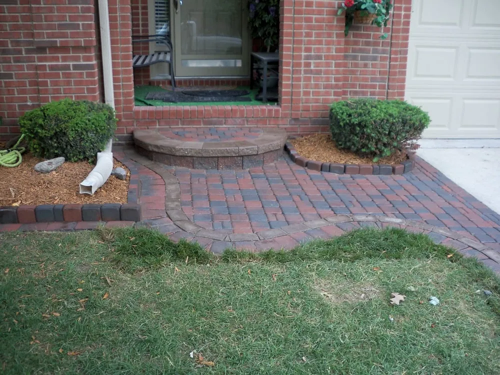 Professional lawn care service near you in Macomb, MI by Rtistic Hardscapes