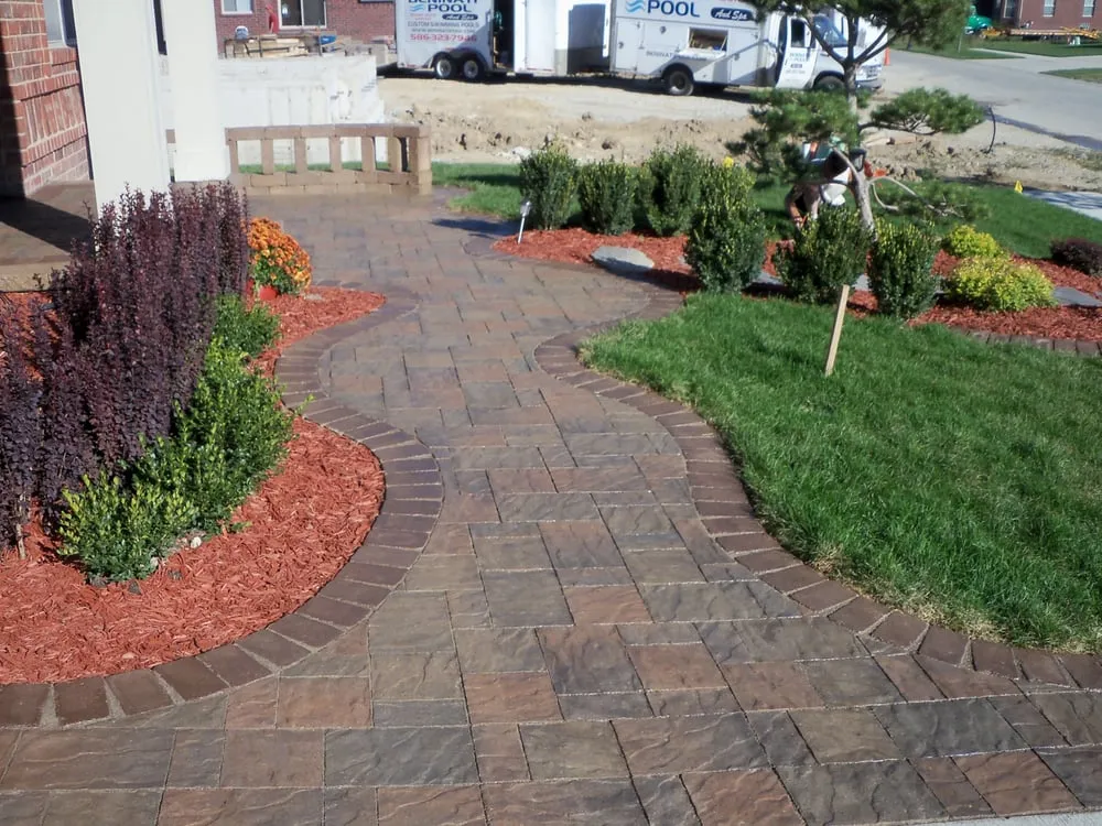 Custom outdoor landscaping near you across Macomb, MI - Rtistic Hardscapes