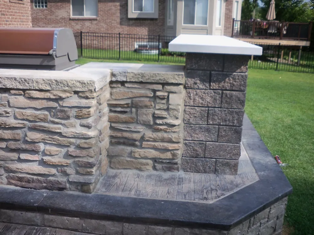 Local residential landscaping in Macomb, MI by Rtistic Hardscapes