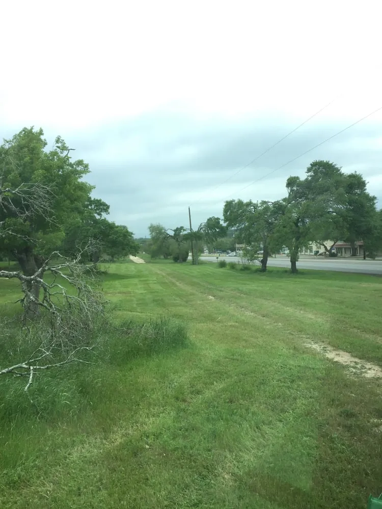 Trusted outdoor landscaping in New Braunfels, TX by RTL Services