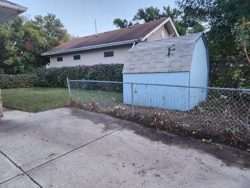 Custom lawn mowing service experts serving Minot, ND - Ruachos Maintenance