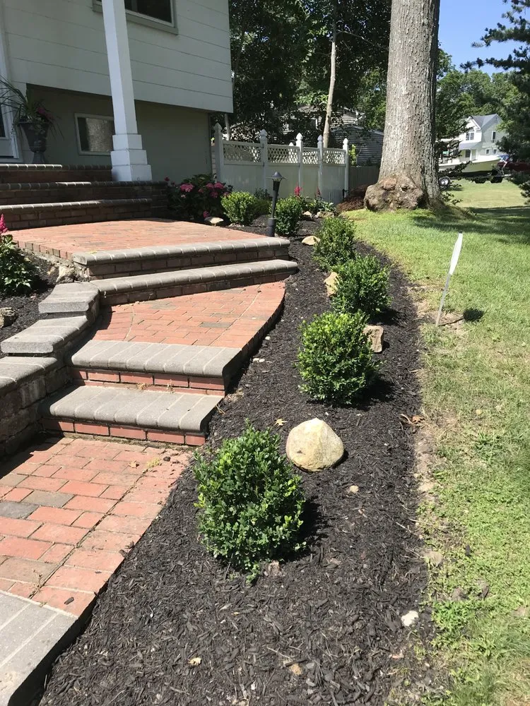 Reliable lawn mowing service in Wyandanch, NY by Ruben Landscaping & Design