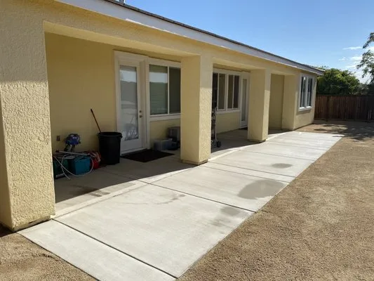 Ruben Landscaping & Lawn Care Logo