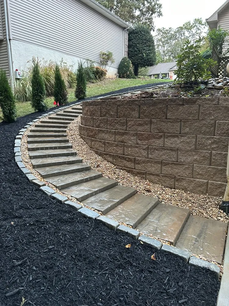 Trusted yard maintenance with custom design across Knoxville, TN - Ruben landscaping