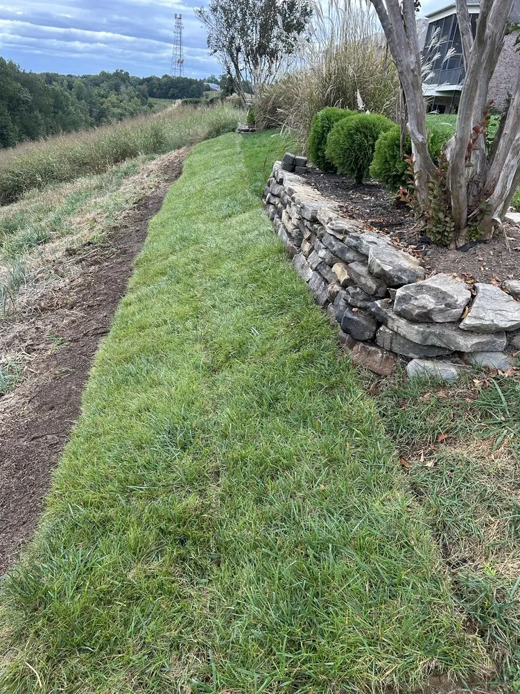 Trusted yard maintenance with custom design across Knoxville, TN - Ruben landscaping