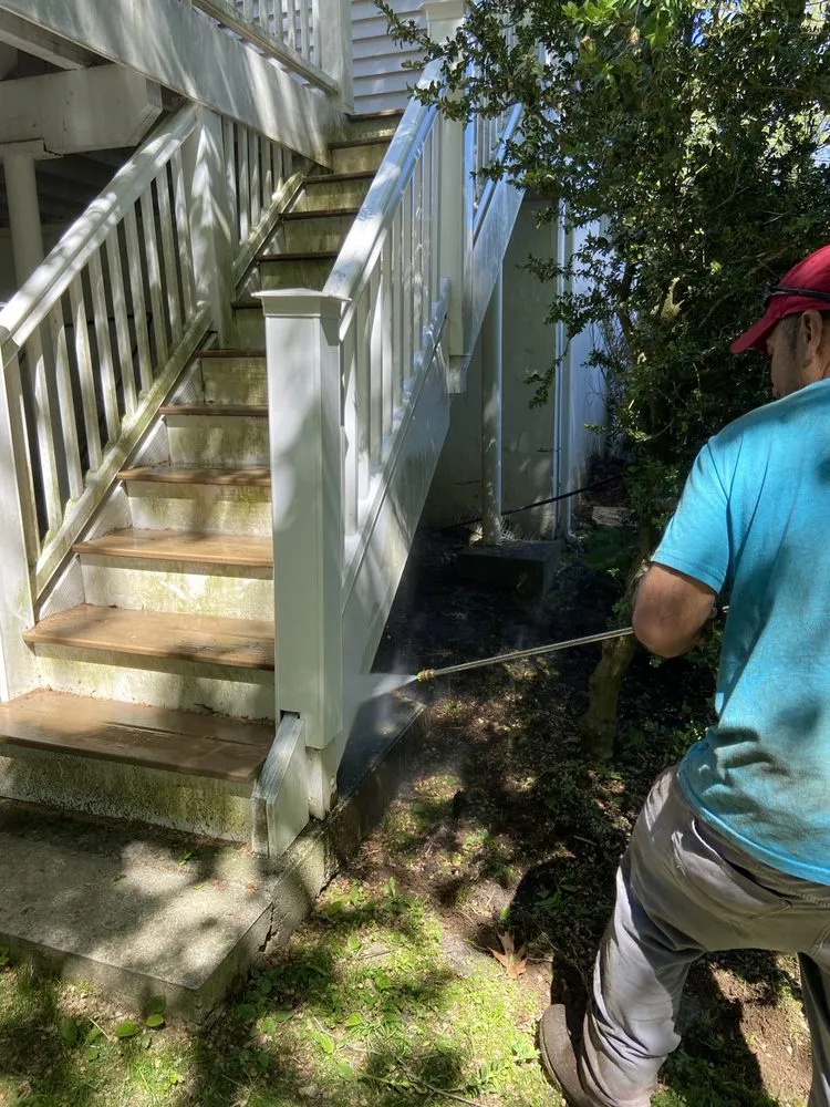 Professional landscaping services experts serving Mamaroneck, NY - Ruben Lopez Landscaping