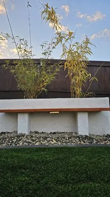 Ruben's & Vital Logo