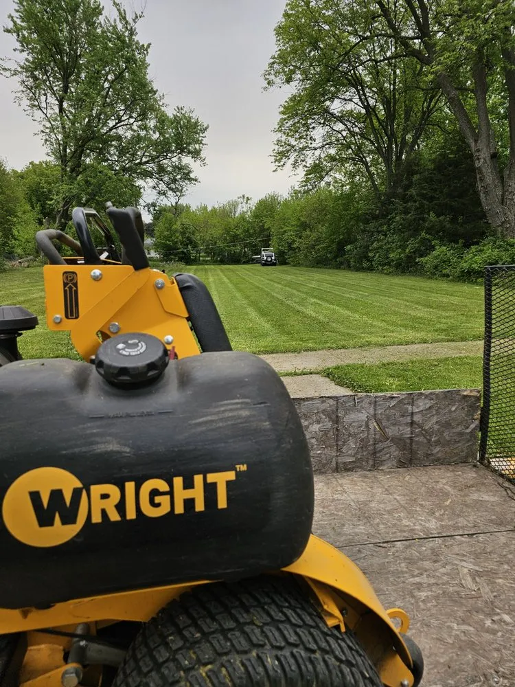 Professional yard maintenance experts serving Madison, WI - Ruben's Lawn Care Services & Dumpster Rentals