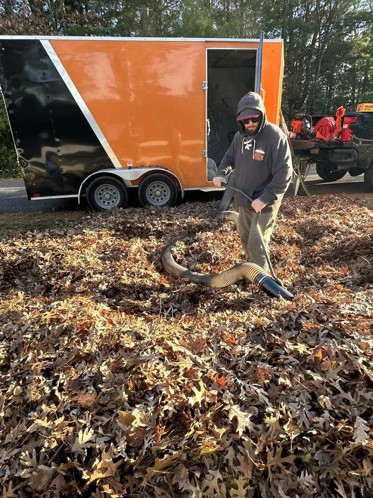 Reliable lawn mowing service in Farmington, MN by Ruberto Outdoor Services