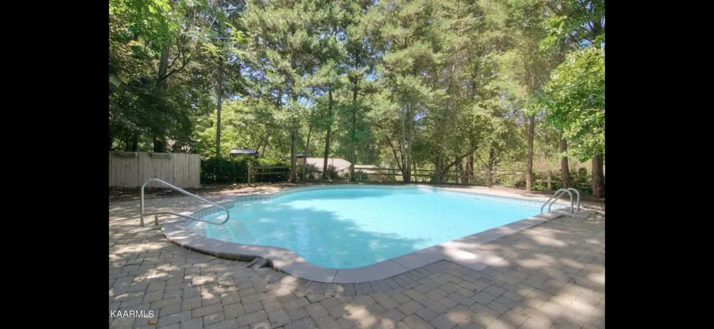 Custom residential landscaping in Knoxville, TN by Rubicon Pressure Washing