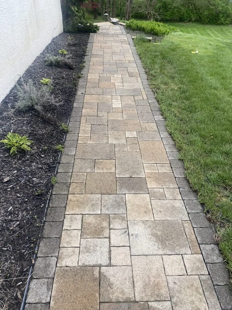 Expert landscaping services in Columbus, OH - Rubino Pressure Washing