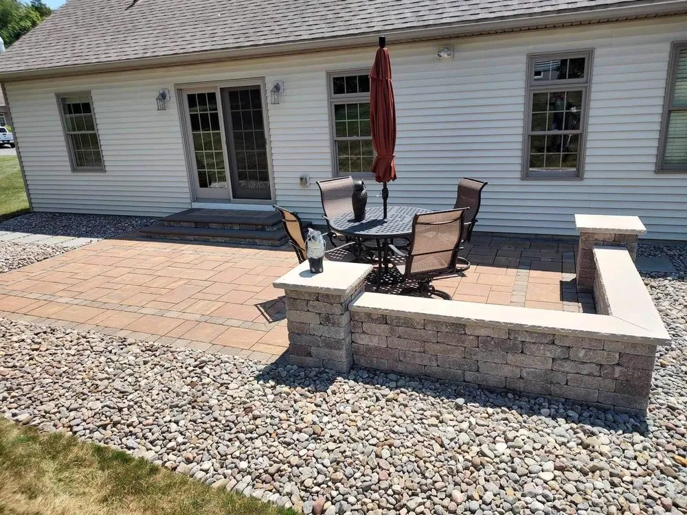 Reliable lawn care service in Marcy, NY - Rubino Stone and Landscape