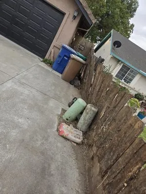 Rubio Lawn Maintenance and Landscaping Logo