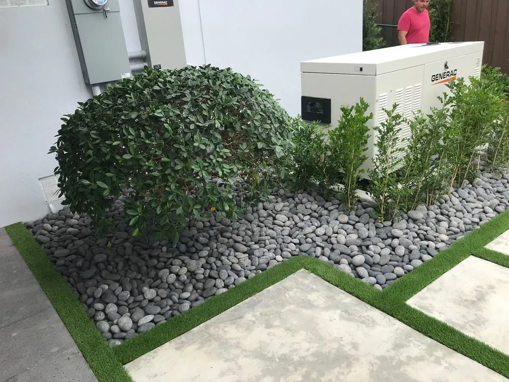 Professional yard cleanup service in Miami, FL - Rubio's Garden Services