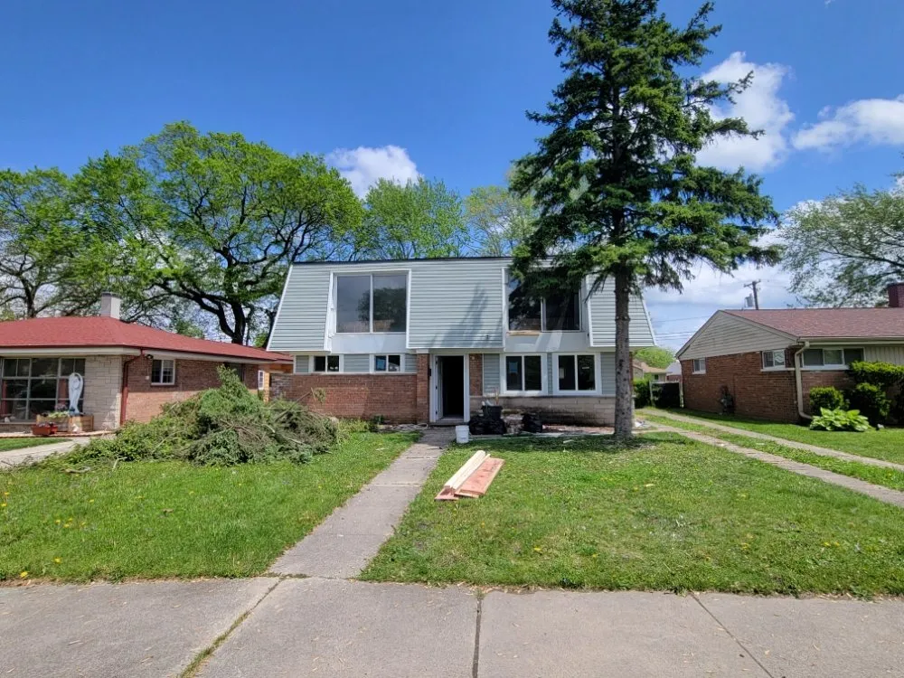 Top-rated yard maintenance near you across Harvey, IL - Rubio's Lawn Services