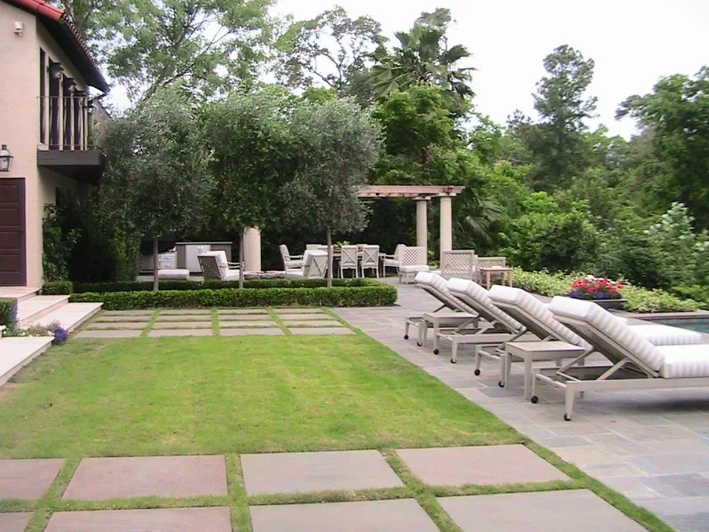 Trusted outdoor landscaping in Houston, TX - Ruckel Dillon Wright